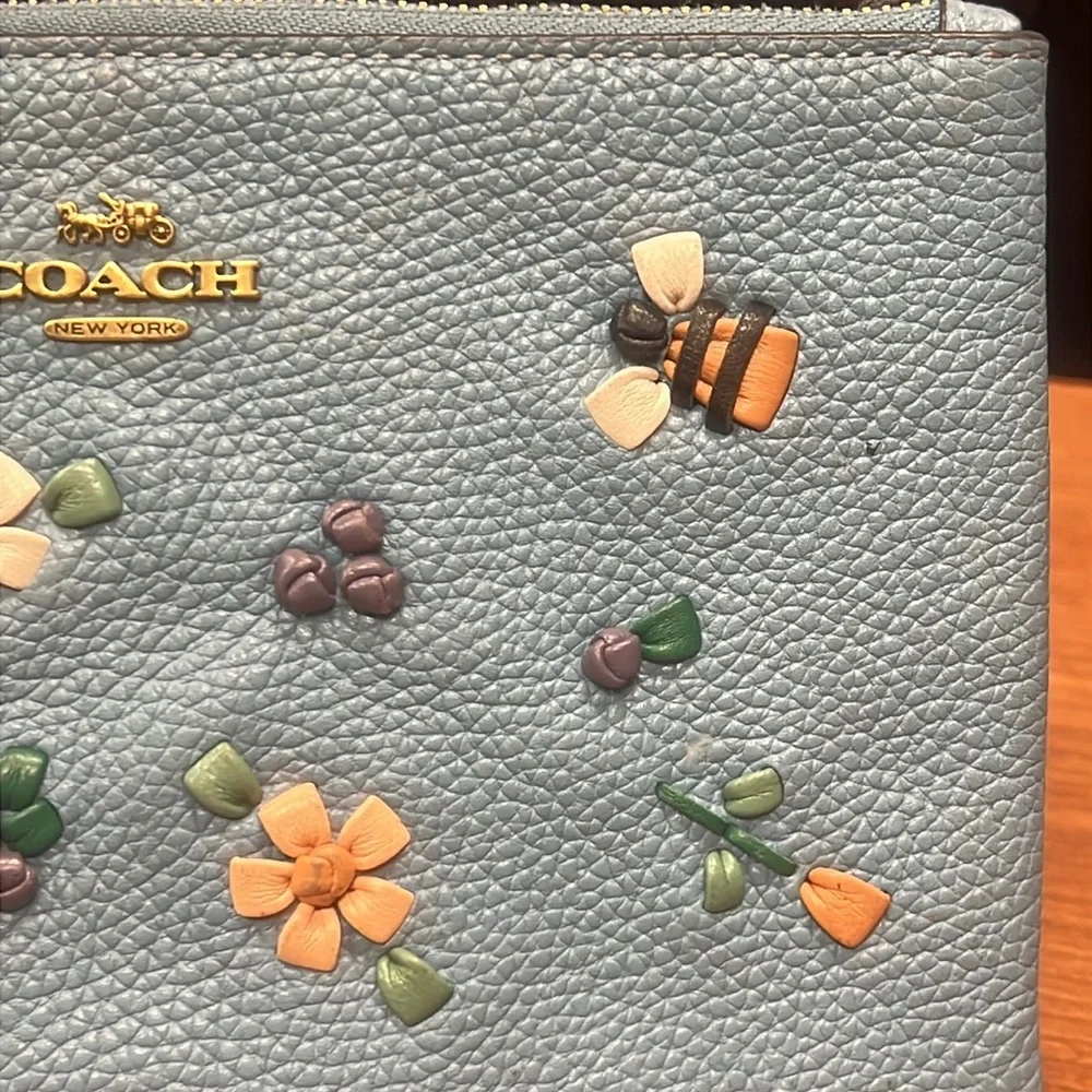 Rare COACH Floral Embroidery Wristlet/ Azure (Blue) - Picture 5 of 8